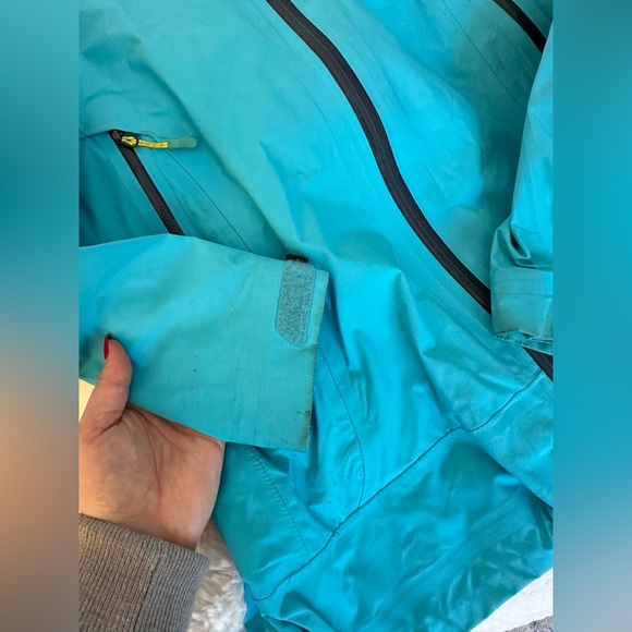 The North Face Summit Series Women’s Jacket - Picture 7 of 7